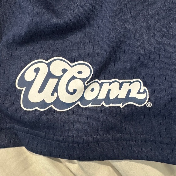 19NINE UCONN Basketball Retro Practice Shorts NWT! - Picture 3 of 4